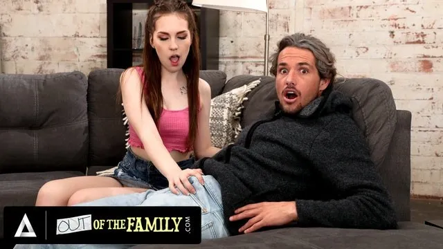 Tyler Nixon'ın Üvey Fantezi ve Sert Seks Sahnesi